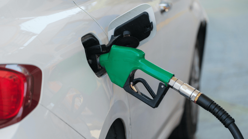 Refueling pipeline