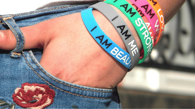 Rubber wristbands as fashion accessories