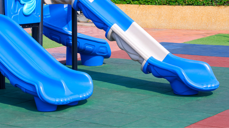 Silicone flooring for amusement parks