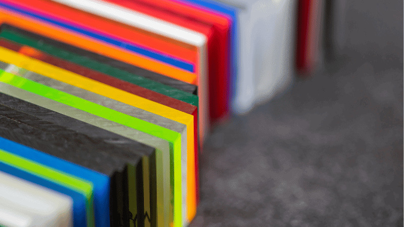 Acrílico limpio y preciso