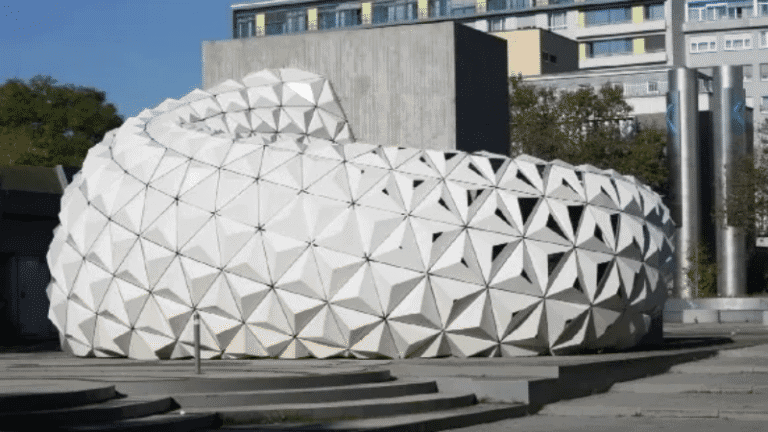 The Uses of Plastic in Building Construction - Hongju