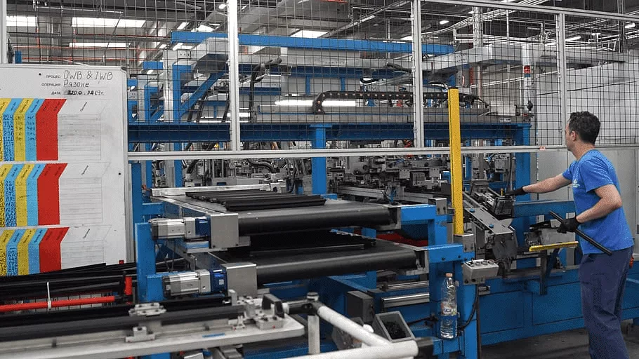 Custom Rubber Molding in factory