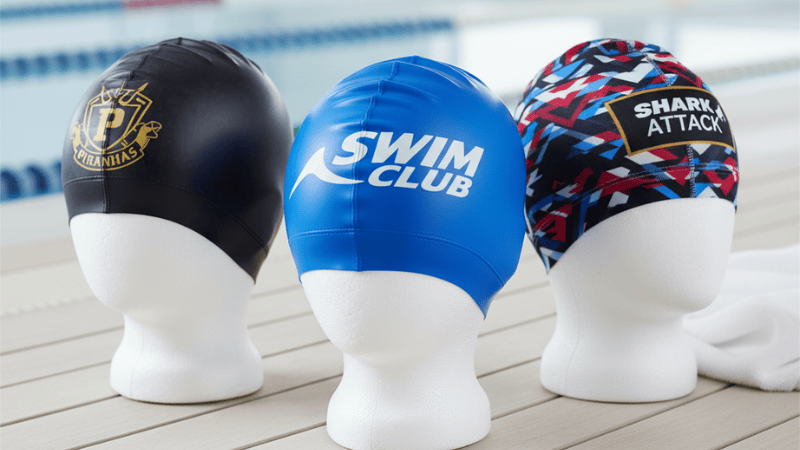 قبعات السباحة المخصصة